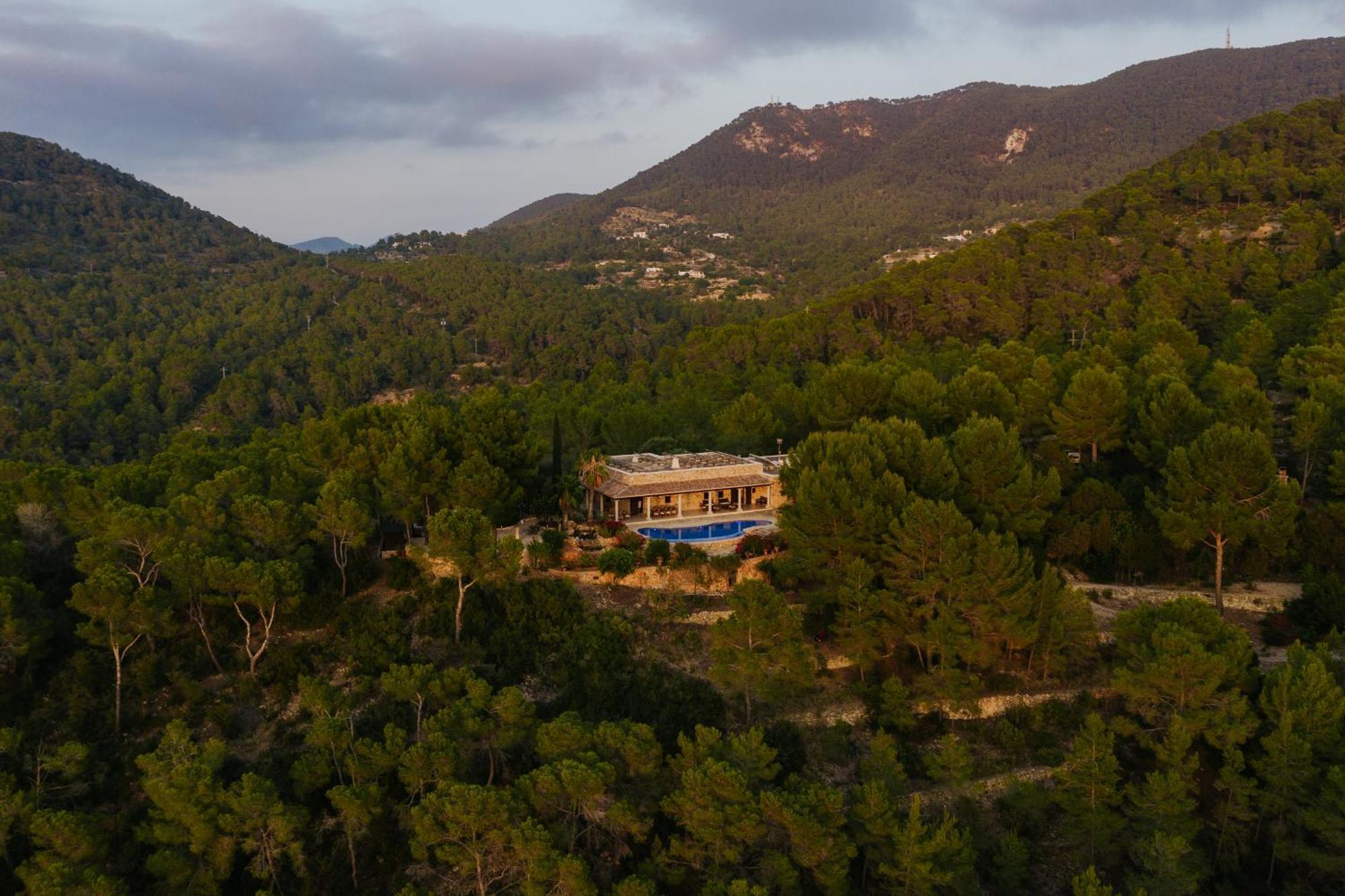Villa & Guesthouse Paissa D'En Bernat Cala Tarida  Exterior foto